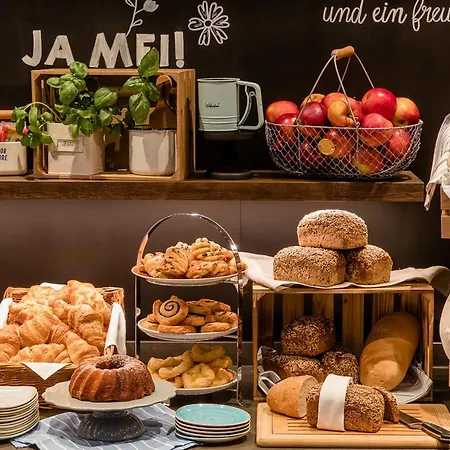 One Frankfurt-roemer 3*