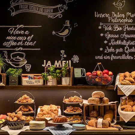 Hotel One Frankfurt-roemer