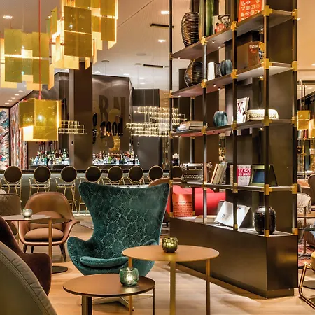 Hotel One Frankfurt-roemer 3*