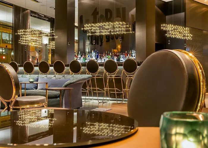 One Frankfurt-roemer 3* Φραγκφούρτη