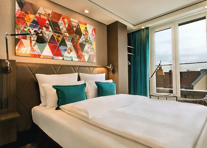 Otel One Frankfurt-roemer 3*