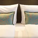 Hotel One Frankfurt-roemer