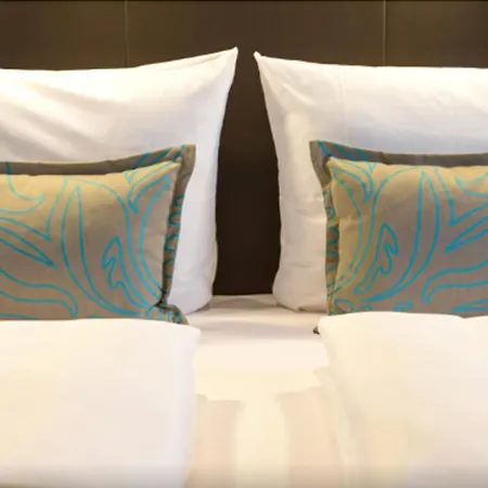 Hotel One Frankfurt-roemer