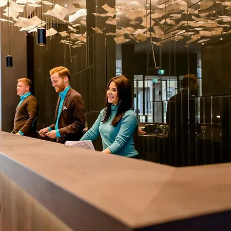 One Frankfurt-roemer Hotel 3*