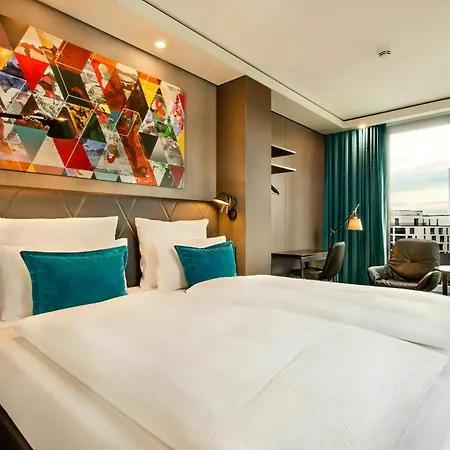 One Frankfurt-römer Hotel