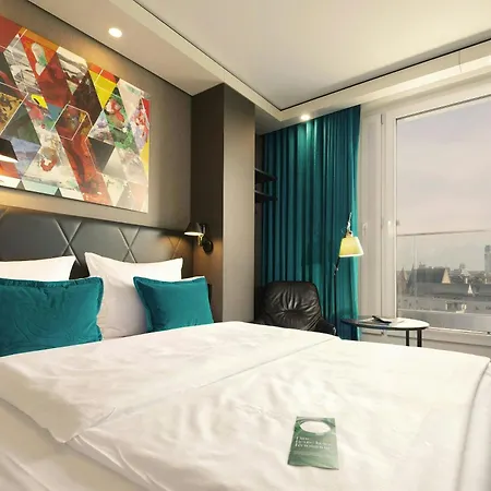 One Frankfurt-roemer 3*