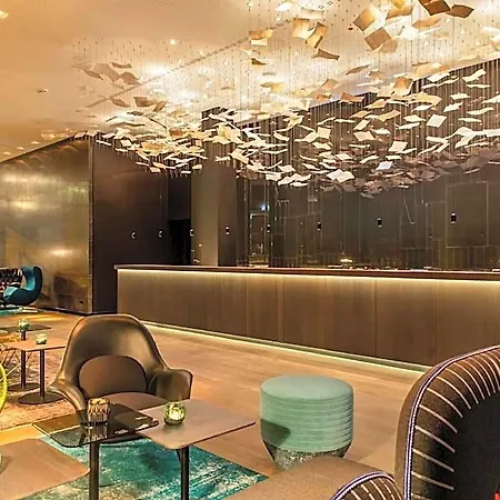 Hotel One Frankfurt-roemer