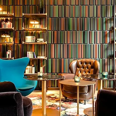 One Frankfurt-roemer Hotel