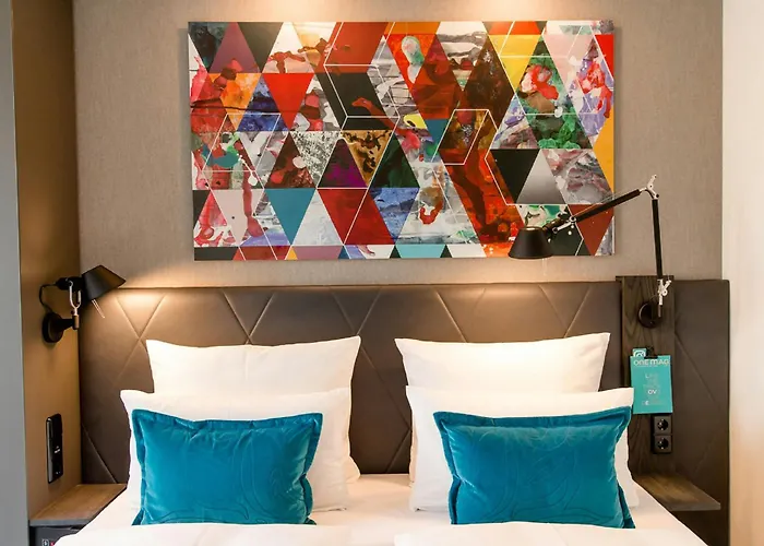 One Frankfurt-roemer Hotel