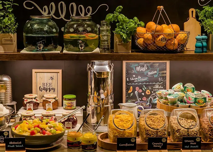 Hotel One Frankfurt-römer 3*