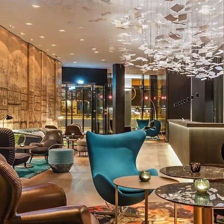 One Frankfurt-roemer 3*