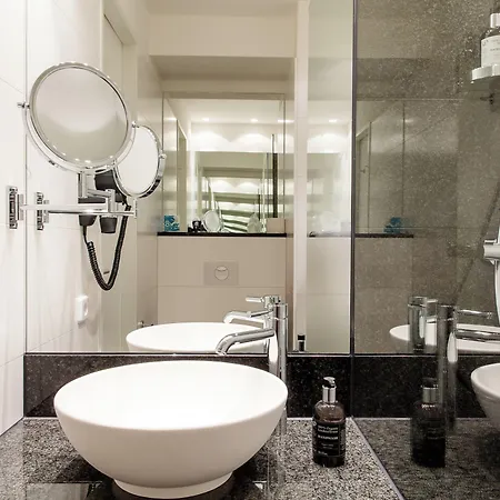 One Frankfurt-roemer