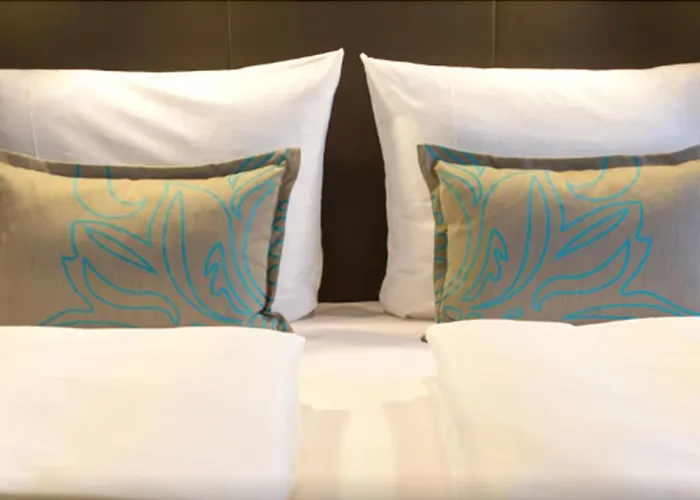 Otel One Frankfurt-roemer